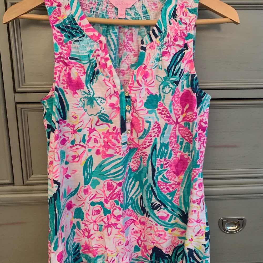 Lilly essie sleeveless shirt
